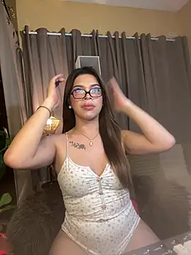 Nyxie luxx online show from 04/18/26, 04:31