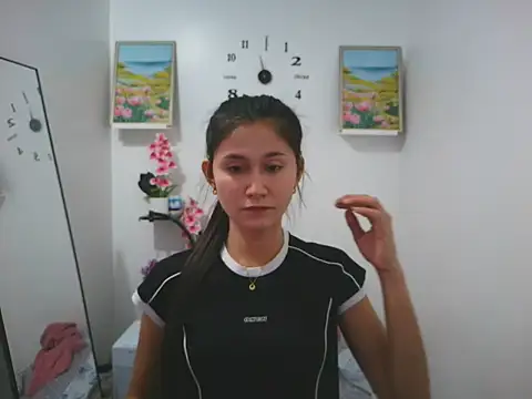 anne smithe online show from 12/05/25, 05:28