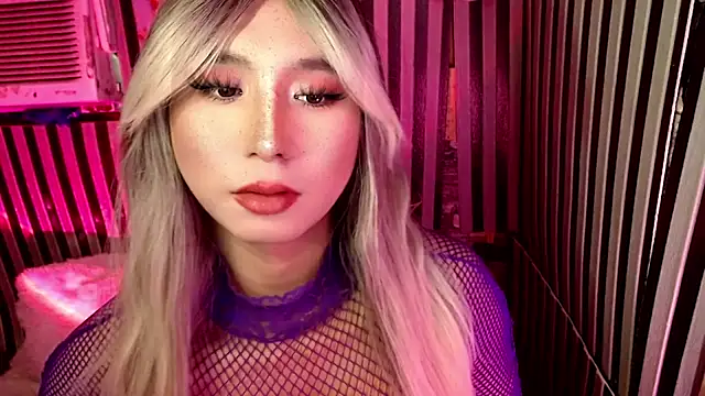 UrhotlucyTS online show from 03/23/26, 06:57