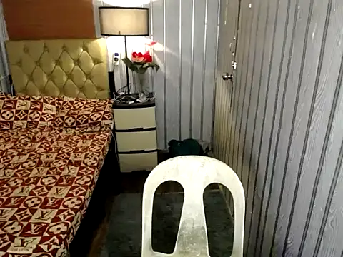 avamendez13 online show from 01/16/26, 04:16