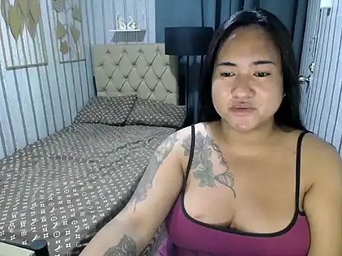 avamendez13 online show from 09/30/25, 02:01