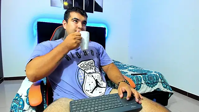 thiago  cp01 online show from 01/10/26, 02:18