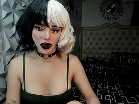 janecomander online show from 04/19/26, 03:46