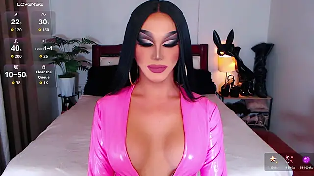 Snapshot of xQueenElektrax chatting on 01/17/26, 05:44 xQueenElektrax online show from 01/17/26, 05:44