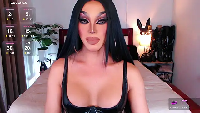 Snapshot of xQueenElektrax chatting on 02/01/26, 05:17 xQueenElektrax online show from 02/01/26, 05:17