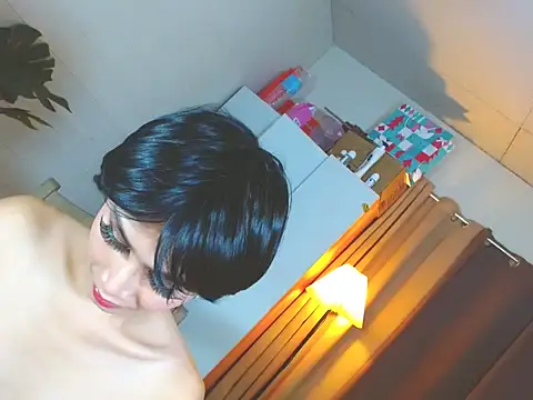 kittygurl124 online show from 12/21/25, 09:26