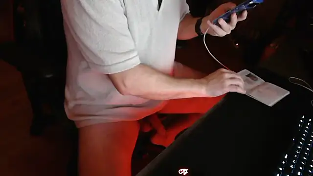 Hairyfred73 online show from 03/04/26, 05:15