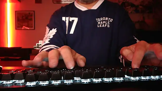 Hairyfred73 online show from 10/28/25, 04:57