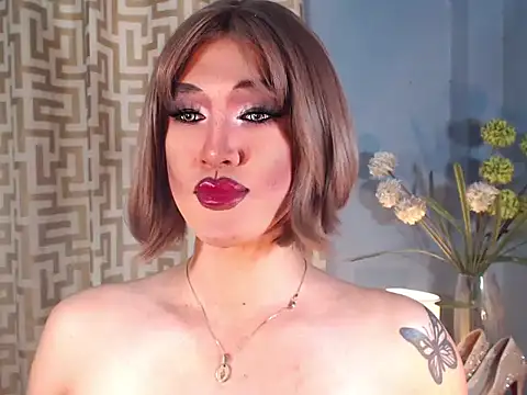 AleinaCroft online show from 04/07/26, 02:30