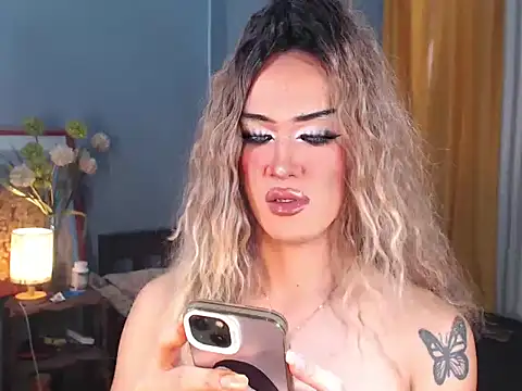 AleinaCroft online show from 11/14/25, 02:48