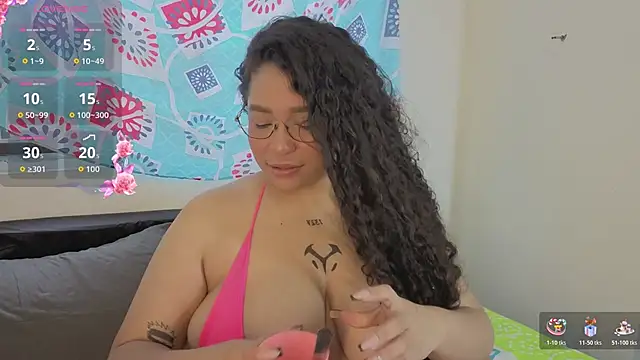 CloeBunny  online show from 10/22/25, 12:04