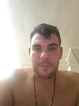 Snapshot of m702d-gr chatting on 09/28/25, 01:07 m702d-gr online show from 09/28/25, 01:07