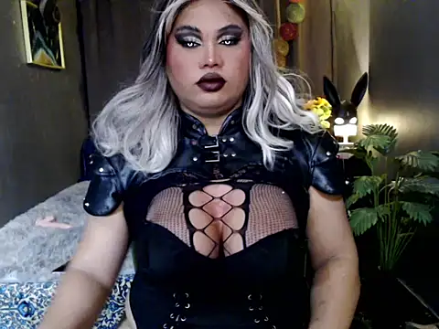 Snapshot of KitSmithCumerr chatting on 07/13/26, 03:39 KitSmithCumerr online show from 07/13/26, 03:39