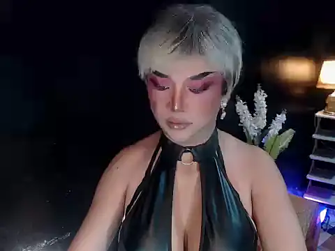 xAuroraRobinsx online show from 05/14/26, 06:16