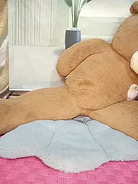 Lam-Di online show from 03/25/26, 04:17