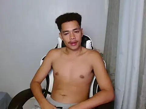 curlyasian njxx online show from 05/13/26, 03:08