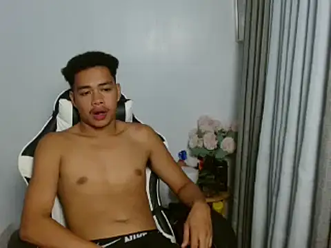 curlyasian njxx online show from 06/05/26, 05:12
