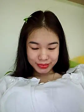 Baby-ladytits2025 online show from 10/28/25, 03:51