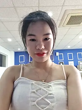Snapshot of Baby-ladytits2025 chatting on 10/26/25, 04:57 Baby-ladytits2025 online show from 10/26/25, 04:57