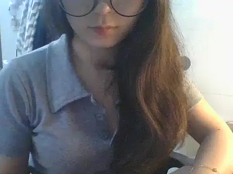 Linzly online show from 11/06/25, 02:48