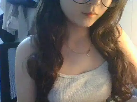 Linzly online show from 10/09/25, 05:02