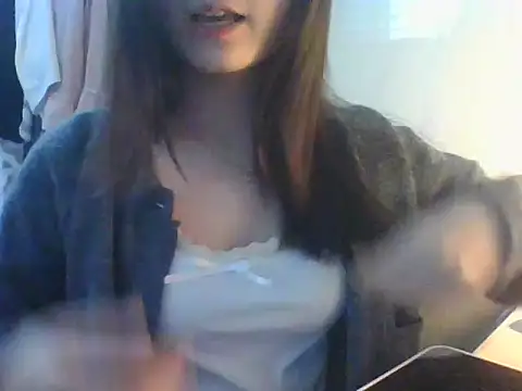 Linzly online show from 11/19/25, 02:22