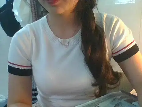 Linzly online show from 10/14/25, 02:45