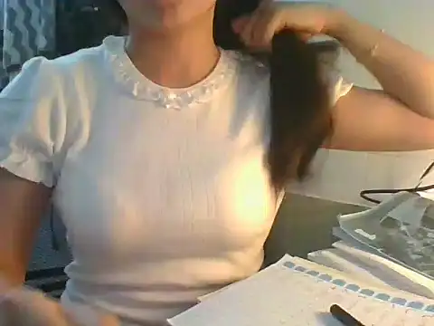 Linzly online show from 10/06/25, 04:41