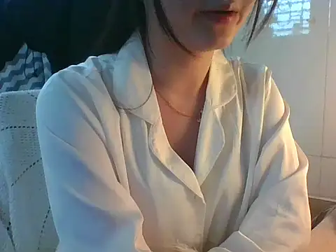 Linzly online show from 12/18/25, 03:11