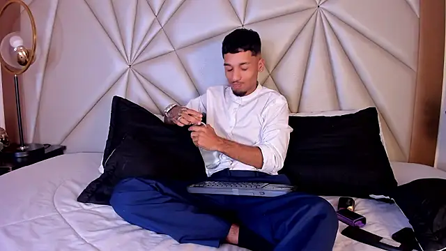 Thiagoferreti online show from 02/19/26, 03:36