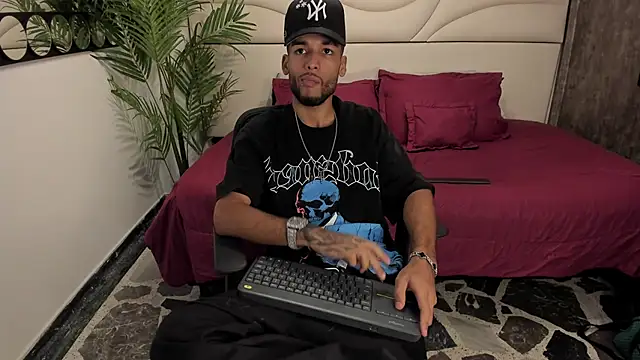 Thiagoferreti online show from 03/13/26, 03:44