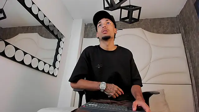 Thiagoferreti online show from 10/03/25, 03:30