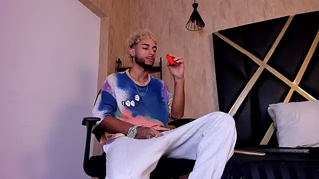 Thiagoferreti online show from 09/24/25, 03:35