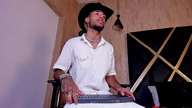 Thiagoferreti online show from 09/22/25, 03:23