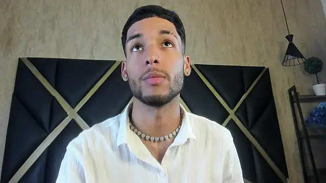 Thiagoferreti online show from 12/13/25, 08:04