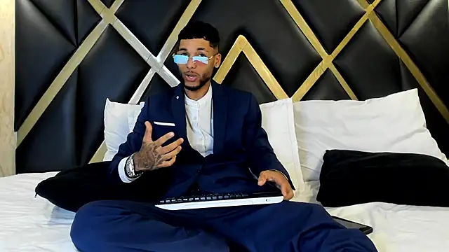 Thiagoferreti online show from 02/05/26, 03:35