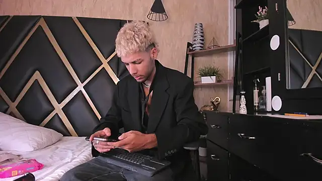 Thiagoferreti online show from 09/13/25, 04:01