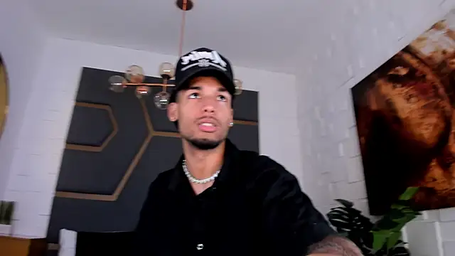 Thiagoferreti online show from 11/04/25, 07:17