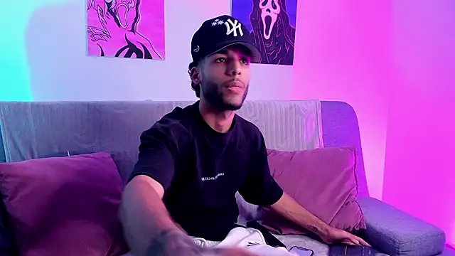Thiagoferreti online show from 07/15/26, 03:24