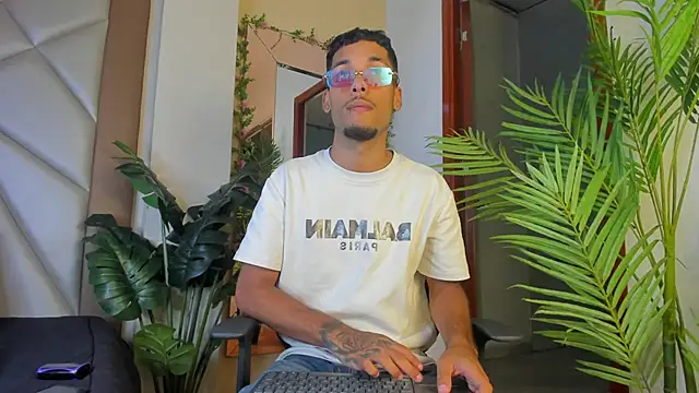 Thiagoferreti online show from 02/13/26, 03:28