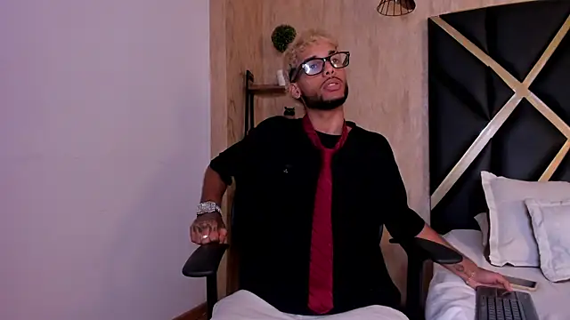 Thiagoferreti online show from 09/27/25, 03:34