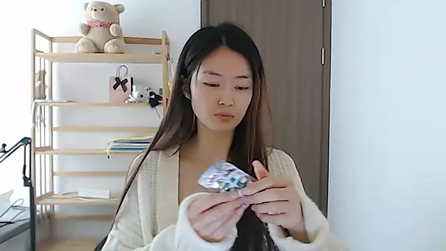 Mimi-cnbaby online show from 03/28/26, 07:20