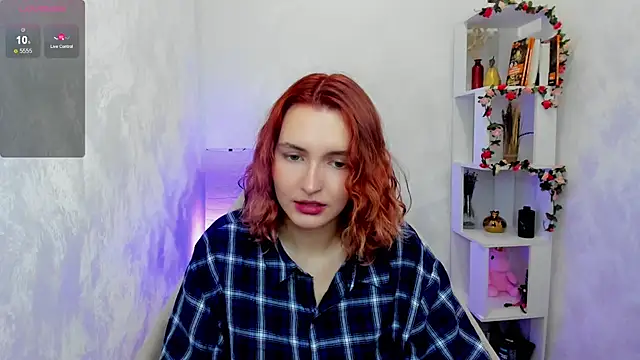 Snapshot of Elis_Cherry chatting on 09/10/25, 01:48 Elis Cherry online show from 09/10/25, 01:48