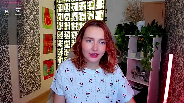 Snapshot of Elis_Cherry chatting on 09/30/25, 01:55 Elis Cherry online show from 09/30/25, 01:55