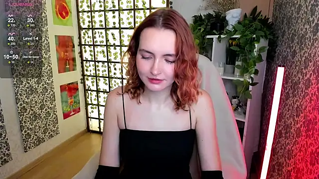Snapshot of Elis_Cherry chatting on 10/13/25, 02:02 Elis Cherry online show from 10/13/25, 02:02