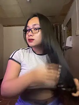 Snapshot of patty_meowk chatting on 12/18/25, 06:34 patty meowk online show from 12/18/25, 06:34