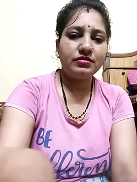 Snapshot of nisha_sweet chatting on 10/31/25, 08:44 nisha sweet online show from 10/31/25, 08:44