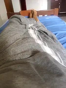 vichuhot online show from 10/26/25, 04:24