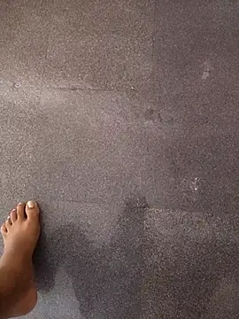 vichuhot online show from 10/29/25, 05:50