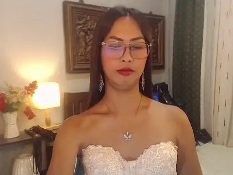 Snapshot of Nathalieheartt chatting on 07/11/26, 12:05 Nathalieheartt online show from 07/11/26, 12:05